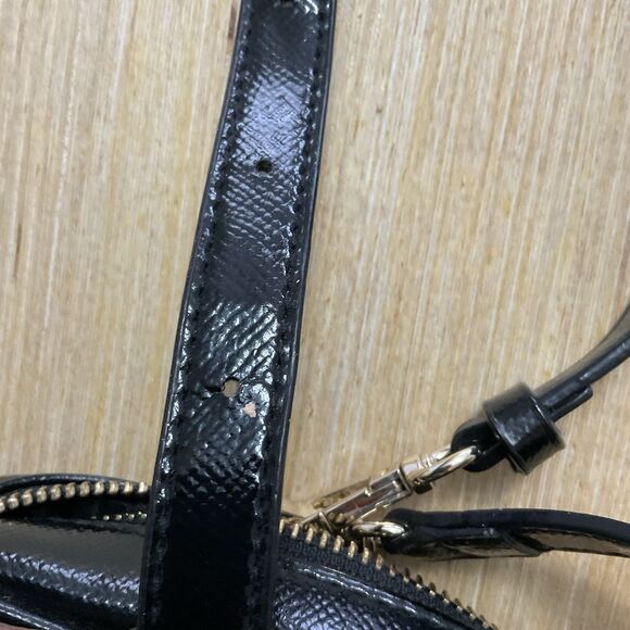 Victoria's Secret Black City Crossbody Belt Bag Purse Lips Tassel - Picture 6 of 10